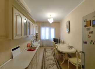 2-комнатная квартира на продажу, 77.1 м2, Омская область, улица Фрунзе, 1к3