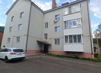 Продаю двухкомнатную квартиру, 64 м2, Тутаев, улица Луначарского, 109