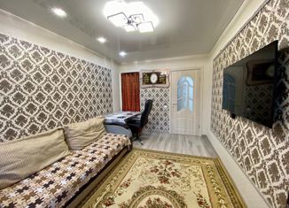 Двухкомнатная квартира на продажу, 45.7 м2, село Гайдук, улица Суворова, 30