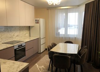 Продаю 3-комнатную квартиру, 82 м2, поселок Битца, Парковая улица, 1