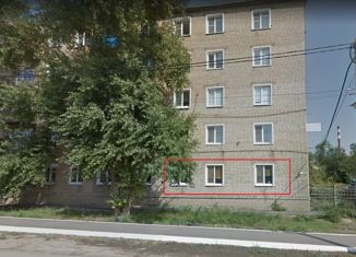 Продается трехкомнатная квартира, 68 м2, Соль-Илецк, Ленинградская улица, 21