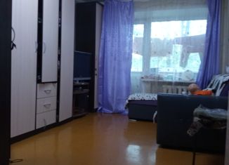Продаю однокомнатную квартиру, 30.7 м2, Краснокамск, улица Энтузиастов, 9