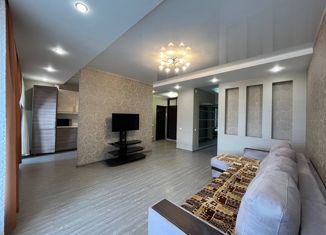 Сдается 2-комнатная квартира, 66 м2, Омск, улица 5-й Армии, 14, Центральный округ