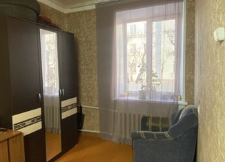 Продажа 3-комнатной квартиры, 70 м2, Железногорск, Школьная улица, 32
