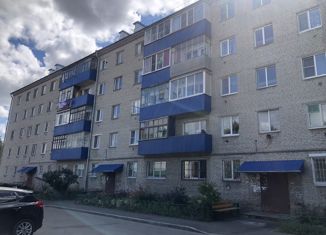 Продам 4-комнатную квартиру, 61 м2, Шадринск, улица Свердлова, 93