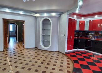 Сдам в аренду 2-ком. квартиру, 103 м2, Салехард, улица Республики, 78