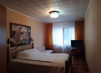 Продам двухкомнатную квартиру, 68 м2, Усинск, улица 60 лет Октября, 16