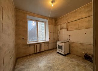 Продам 4-ком. квартиру, 82.5 м2, Москва, улица Черняховского, 6, район Аэропорт