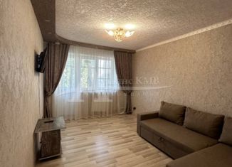 Продаю 2-ком. квартиру, 45 м2, Минеральные Воды, Интернациональная улица, 24