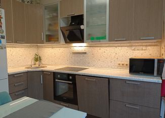 Продается 2-комнатная квартира, 52 м2, Москва, проспект Защитников Москвы, проспект Защитников Москвы, 14