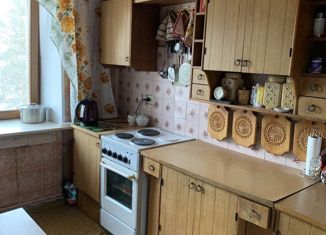 Продаю 4-комнатную квартиру, 97.5 м2, Северск, Солнечная улица, 21