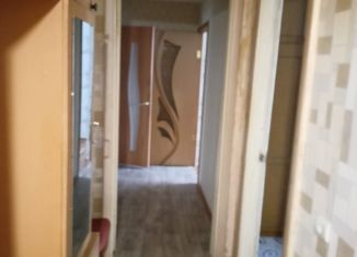 Продаю трехкомнатную квартиру, 58.6 м2, Серов, улица Кирова, 4