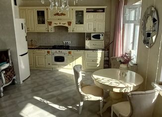 Продается трехкомнатная квартира, 67 м2, Якутск, 203-й микрорайон, 203-й микрорайон, 26