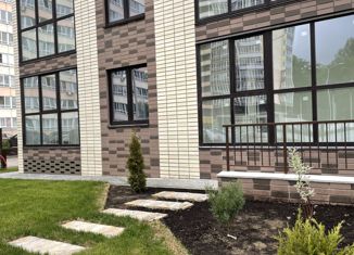 Продам 2-ком. квартиру, 45.6 м2, Киров, Заводская улица, 14, Первомайский район