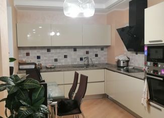 Продам трехкомнатную квартиру, 91.6 м2, Самара, улица Карбышева, 67, метро Спортивная