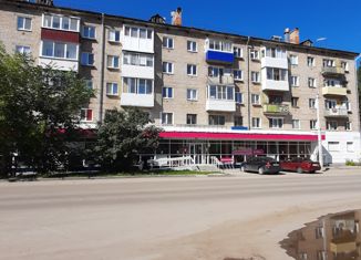 Продаю 1-комнатную квартиру, 32 м2, Краснокамск, проспект Маяковского, 6