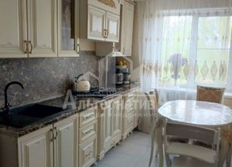 Продаю 2-ком. квартиру, 49 м2, Ставропольский край, Спортивная улица, 31