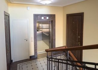 2-комнатная квартира на продажу, 61.5 м2, Санкт-Петербург, 4-я Советская улица, 9, метро Площадь Восстания