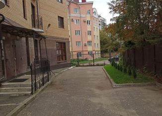 Продам 2-ком. квартиру, 103.6 м2, Тверь, Свободный переулок, 3к2, Центральный район