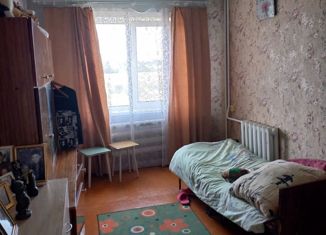 Продается 2-комнатная квартира, 52.5 м2, поселок Вересовка, Заводская улица, 18