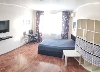 Аренда 1-комнатной квартиры, 48 м2, Краснодар, улица им. Байбакова Н.К., 14