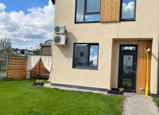 Продам таунхаус, 91 м2, жилой посёлок Город Л-Таун, улица Гутенберга, 4/5