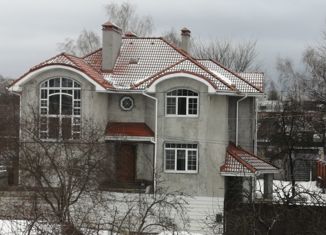 Продаю дом, 256.9 м2, Серпухов, 2-й Луначарский переулок, 20