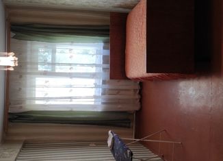 Двухкомнатная квартира на продажу, 45 м2, Карачев, улица Урицкого, 60