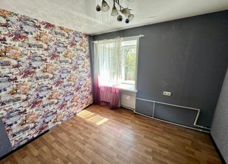 Продается трехкомнатная квартира, 41 м2, Барнаул, улица Глушкова, 5/29