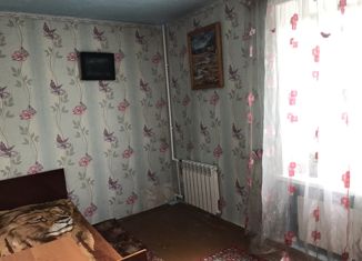 Продается 3-комнатная квартира, 51 м2, Таштагол, улица Поспелова, 15