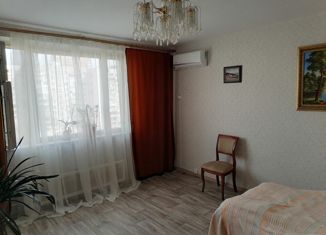 Продажа 3-комнатной квартиры, 63.7 м2, Москва, метро Кантемировская, Луганская улица, 7к1