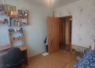 Продается трехкомнатная квартира, 65 м2, Шарыпово, 7-й микрорайон, 14