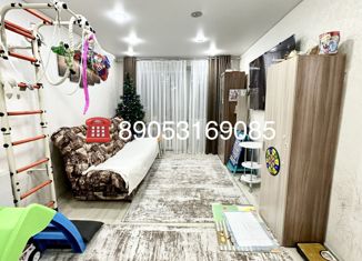 Продаю двухкомнатную квартиру, 41 м2, Менделеевск, улица Чоловского, 4