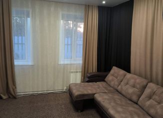 Продам 4-комнатную квартиру, 40.3 м2, Курган, улица Черняховского, 67Г