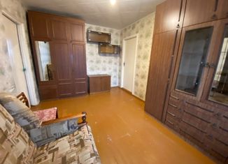 Продам 2-ком. квартиру, 37 м2, Переславль-Залесский, улица Менделеева, 24