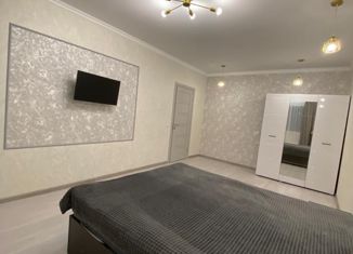 Продаю 2-ком. квартиру, 61 м2, Москва, Осташковская улица, 9к5, Осташковская улица