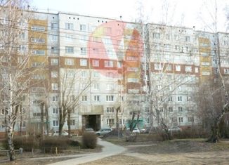 2-комнатная квартира на продажу, 53 м2, Омская область, улица Ярослава Гашека, 1