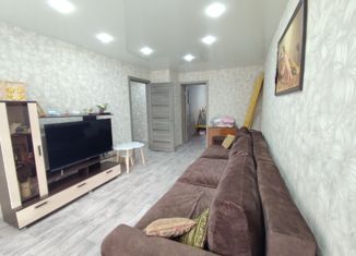 Продается 2-комнатная квартира, 45.9 м2, Менделеевск, улица Бурмистрова, 4