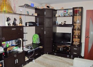 Продается 2-ком. квартира, 44 м2, посёлок городского типа Загорянский, улица Ватутина, 34А