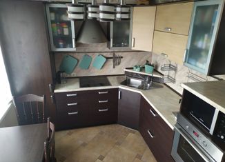 Продажа 3-ком. квартиры, 82 м2, Новосибирск, микрорайон Горский, 63, метро Студенческая