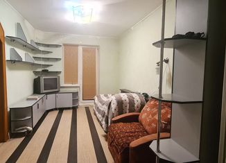 Продается 1-комнатная квартира, 31.8 м2, Магнитогорск, улица Сталеваров, 15/3