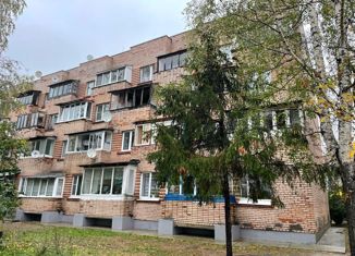 Продается трехкомнатная квартира, 67.1 м2, городской посёлок Рябово, Ленинградская улица, 1к2