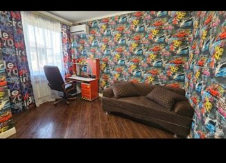 Продам таунхаус, 96.7 м2, посёлок городского типа Яблоновский, улица Чапаева