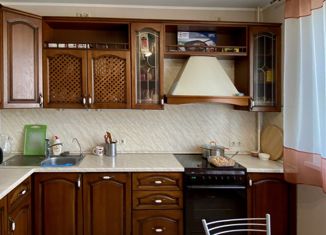 Продаю 3-ком. квартиру, 77 м2, Москва, Солнцевский проспект, 1, Солнцевский проспект