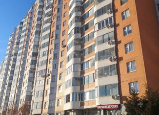 Продам 2-ком. квартиру, 64 м2, Москва, проспект Защитников Москвы, 5, проспект Защитников Москвы