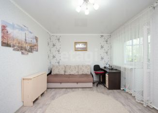 Продается двухкомнатная квартира, 53 м2, Ялуторовск, Ишимская улица, 140