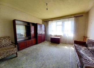 Продам 1-ком. квартиру, 42 м2, поселок Васильево-Петровский, улица Строителей, 7