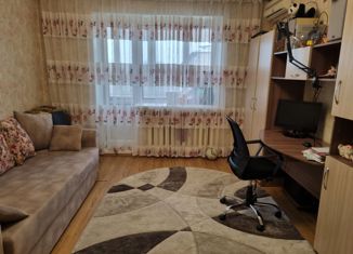 Продается 2-ком. квартира, 52.1 м2, село Михайловка, 1-й квартал, 1