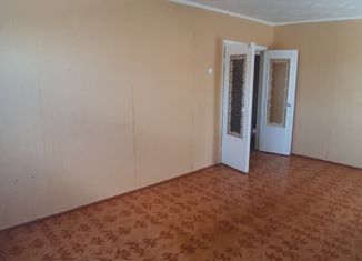 Продам 4-комнатную квартиру, 71.6 м2, поселок городского типа Большегривское, улица Ленина, 12