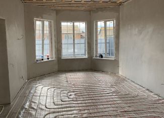 Продается дом, 110 м2, станица Бакинская, улица Толстого